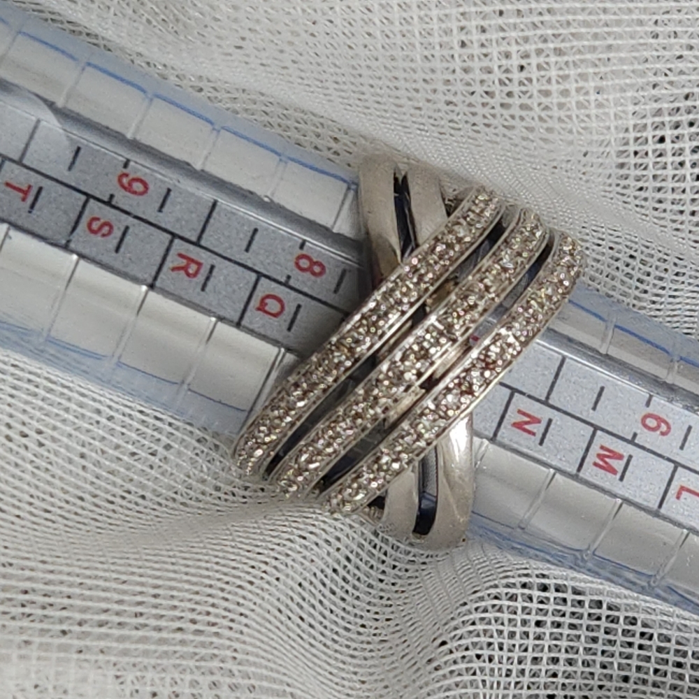 ring - Picture 5 of 8